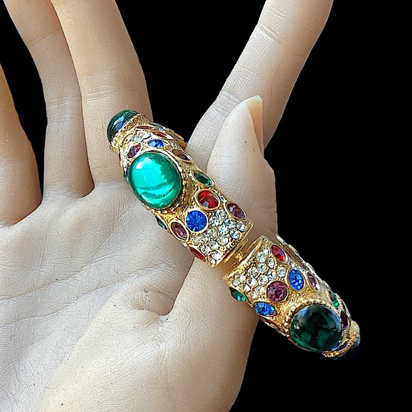 Sphinx of London Multi Cabochon &
Rhinestone Bracelet (t152) - Picture 5 of 10